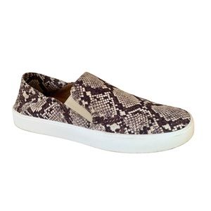 Steve Madden Fayna Snake Print Sneaker